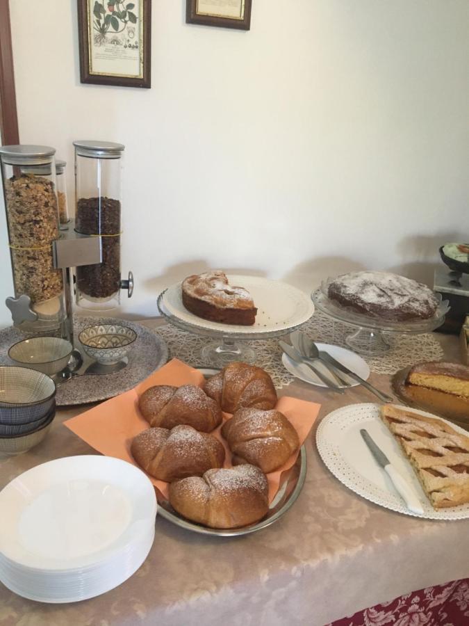 Azienda Agricola B&B Macchiaria Весте Екстериор снимка