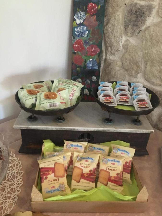 Azienda Agricola B&B Macchiaria Весте Екстериор снимка