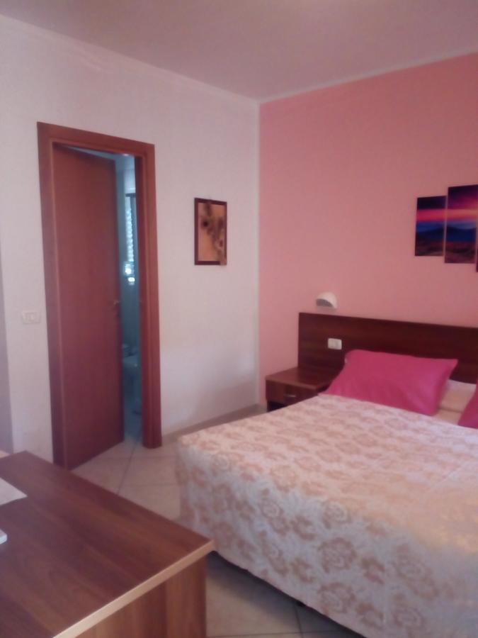 Azienda Agricola B&B Macchiaria Весте Екстериор снимка